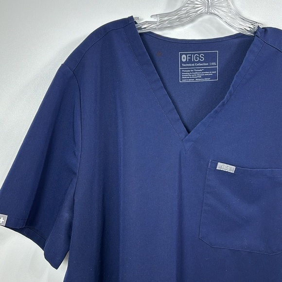 Figs navy scrub top size XXL - Picture 2 of 7